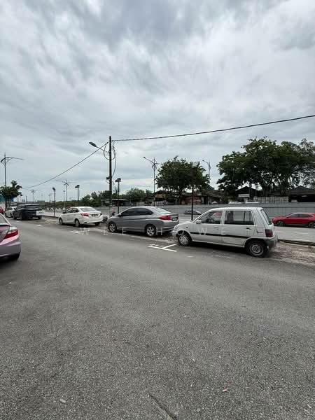 Shop for Sale in Taman Tasek (Johor Bahru) - Wee Howe - Exterior - PropertyGuru.com.my