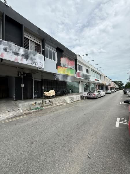 Shop for Sale in Taman Tasek (Johor Bahru) - Wee Howe - Exterior - PropertyGuru.com.my