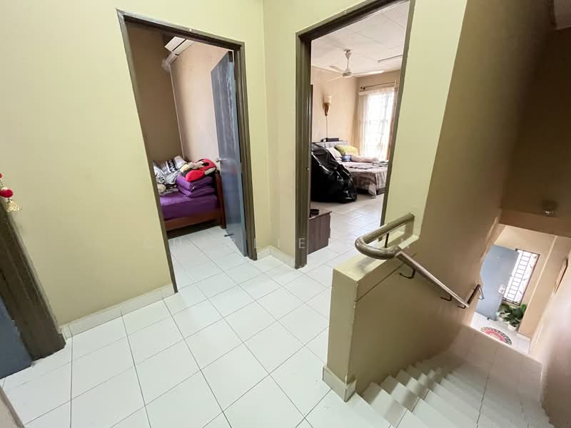 Rumah Teres 2 Tingkat untuk Dijual di Seksyen 33 (Shah Alam) - Charlie Gan - PropertyGuru.com.my