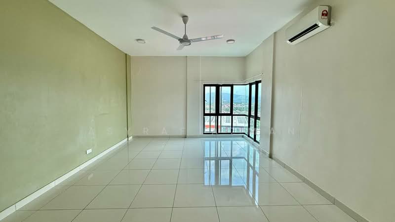 Kondominium untuk Dijual di Lake Vista Residence (Tasik Vista Residen) - Asyraf Azman - Living Room - PropertyGuru.com.my
