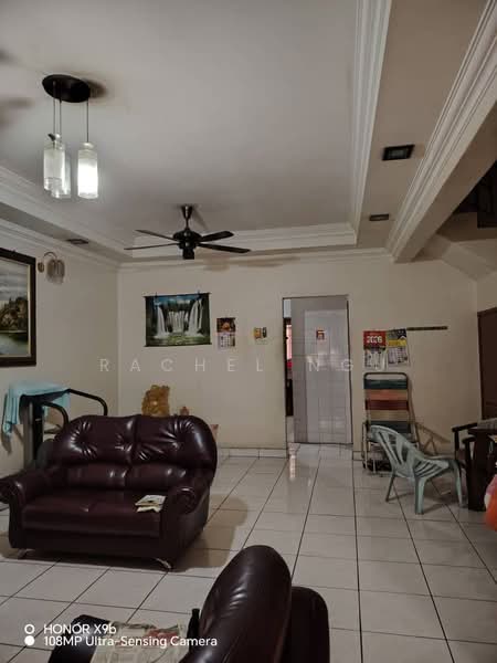 2-storey Terraced House for Sale in Bukit Rahman Putra (Sungai Buloh) - Rachel Ngu - Living Room - PropertyGuru.com.my