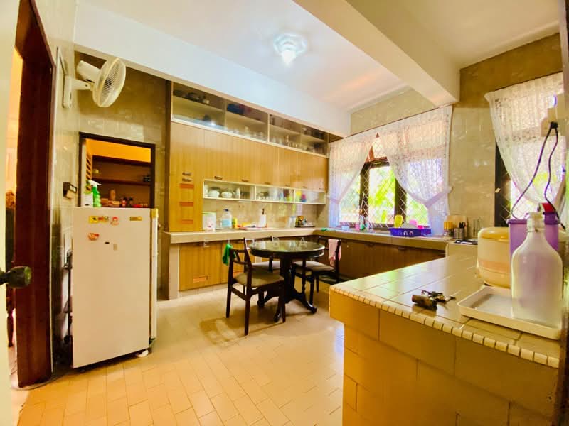 Bungalow for Sale in Kemensah Heights (Ulu Kelang) - Elisa . - Kitchen - PropertyGuru.com.my