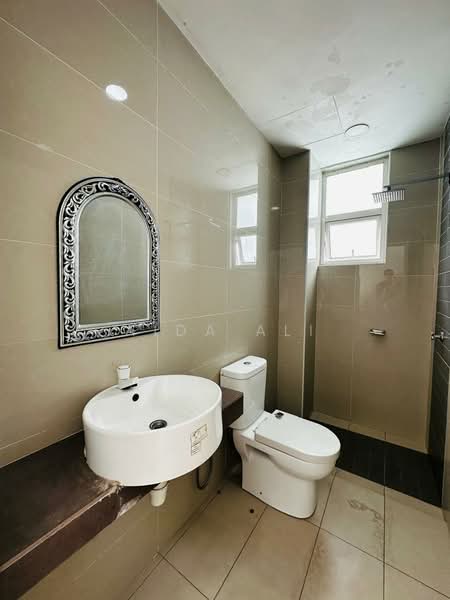 Kondominium untuk Disewa di Opal Residensi - Aida Ali - Bathroom - PropertyGuru.com.my