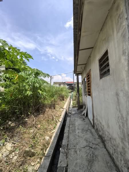 Rumah Teres 2 Tingkat untuk Dijual di Taman Mawai (Kota Tinggi) - Smith Goh - Exterior - PropertyGuru.com.my