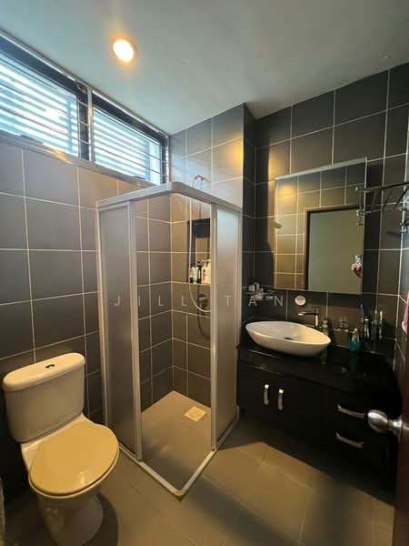 Semi-Detached House for Sale in Senibong (Permas Jaya) - Jill Tan - Bathroom - PropertyGuru.com.my