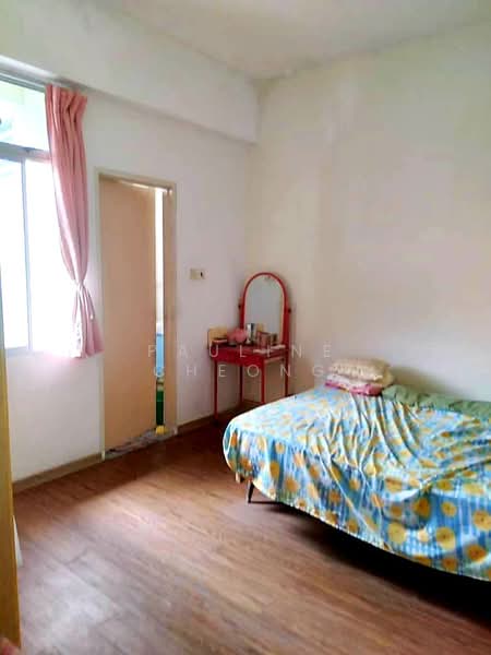 Flat for Sale at Taman Terubong Jaya - Pauline Cheong - Bedroom - PropertyGuru.com.my
