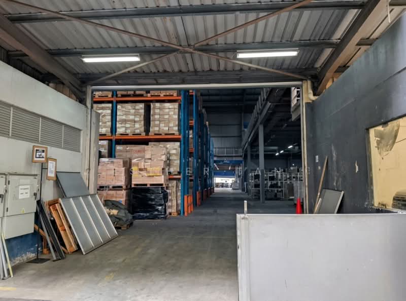 Gudang untuk Disewa di Seksyen 33 (Shah Alam) - Esther Tan - Interior - PropertyGuru.com.my