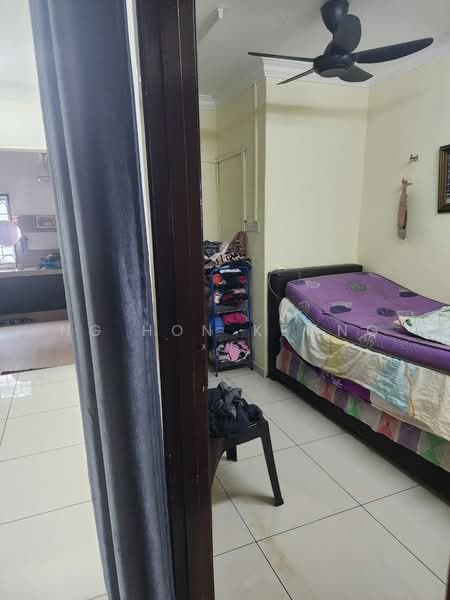Flat for Sale at Taman Puchong Perdana - Ng Hon Keong - Bedroom - PropertyGuru.com.my