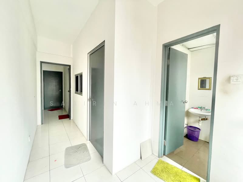 Kondominium untuk Dijual di Hijauan Heights - Sabirin Ahmad - Corridor - PropertyGuru.com.my