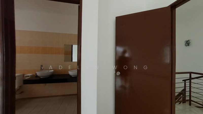 Semi-Detached House for Rent in Taman Aman Perdana (Kapar) - Adelyn Wong - Bathroom - PropertyGuru.com.my