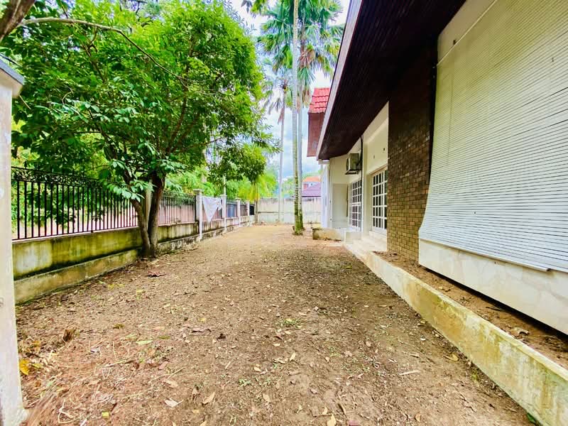 Bungalow for Sale in Kemensah Heights (Ulu Kelang) - Elisa . - Exterior - PropertyGuru.com.my