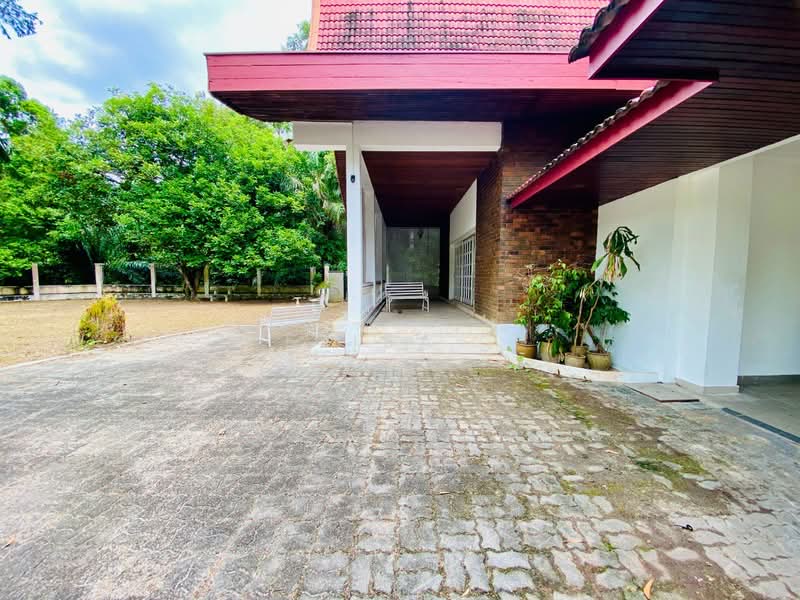 Bungalow for Sale in Kemensah Heights (Ulu Kelang) - Elisa . - Exterior - PropertyGuru.com.my