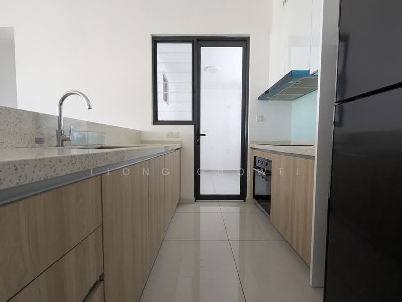 Servis Apartment untuk Dijual di Sunway Belfield - Liong Guowei - Kitchen - PropertyGuru.com.my
