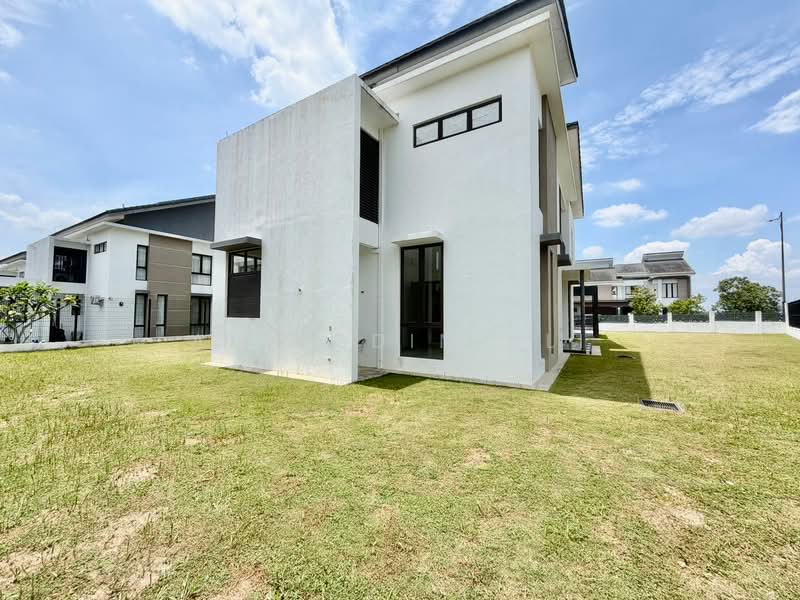 Bungalow for Sale in Kajang (Selangor) - Aizuddin Ali - Exterior - PropertyGuru.com.my