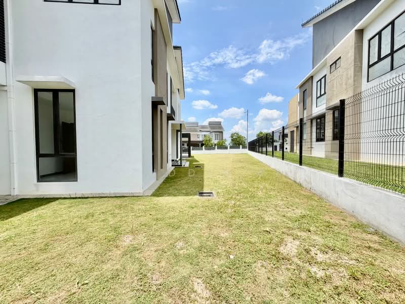 Bungalow for Sale in Kajang (Selangor) - Aizuddin Ali - Exterior - PropertyGuru.com.my