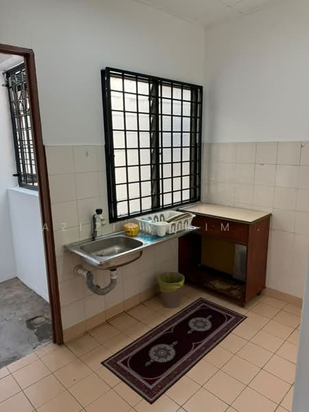 Apartment for Rent at Apartment Idaman - Azizirrahim . - Kitchen - PropertyGuru.com.my