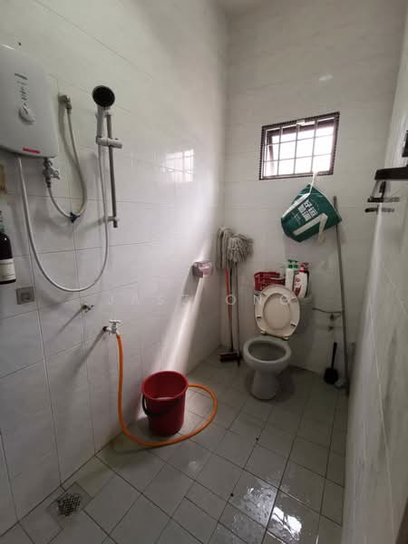 2-storey Terraced House for Sale in Taman Sri Putri (Kulai) - Jasz Ong - Bathroom - PropertyGuru.com.my