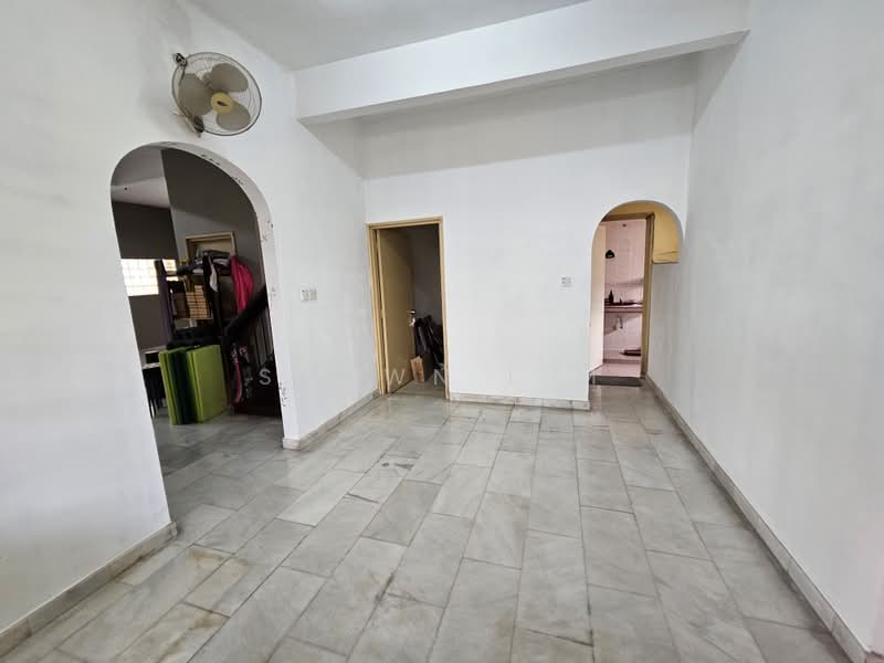 Semi-Detached House for Sale in Bukit Damansara (Damansara Heights) - Shawn Lim - Living Room - PropertyGuru.com.my