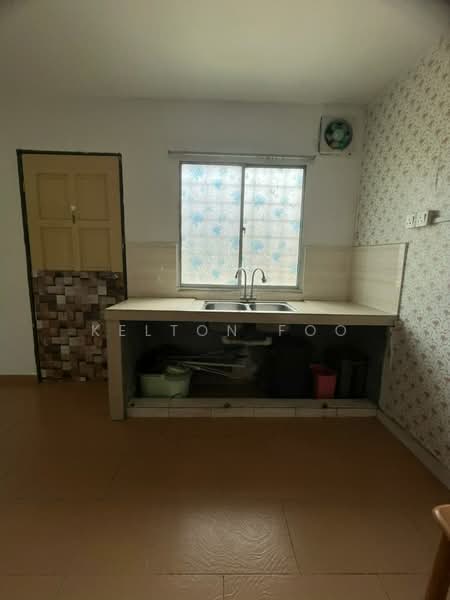 1-storey Terraced House for Sale in Taman Velox (Rawang) - Kelton Foo - Kitchen - PropertyGuru.com.my