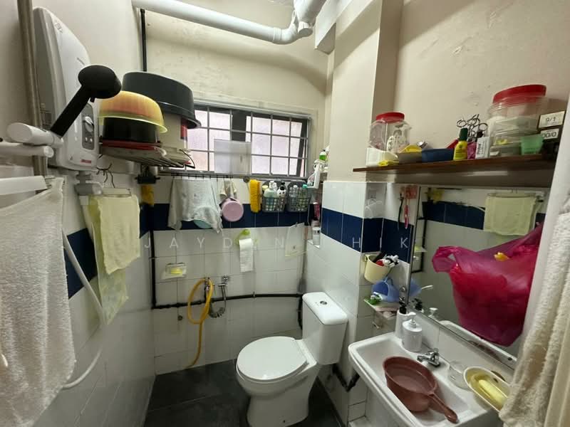 Apartment for Sale at Taman Lembah Maju 600 Apartment - Jayden Chik - PropertyGuru.com.my