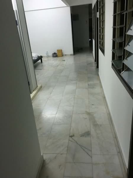 Rumah Teres 2 Tingkat untuk Disewa di Sungai Ara (Penang) - Hong . - Corridor - PropertyGuru.com.my