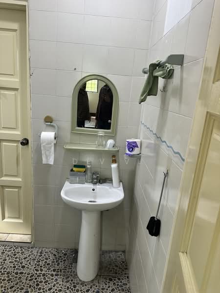 Rumah Banglo untuk Dijual di SS1 (Petaling Jaya) - DEV VJ - Bathroom - PropertyGuru.com.my