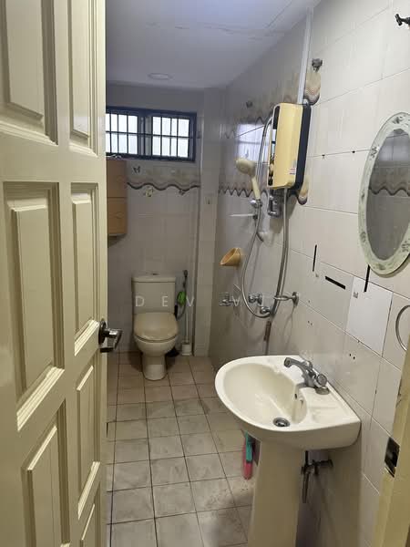 Rumah Banglo untuk Dijual di SS1 (Petaling Jaya) - DEV VJ - Bathroom - PropertyGuru.com.my