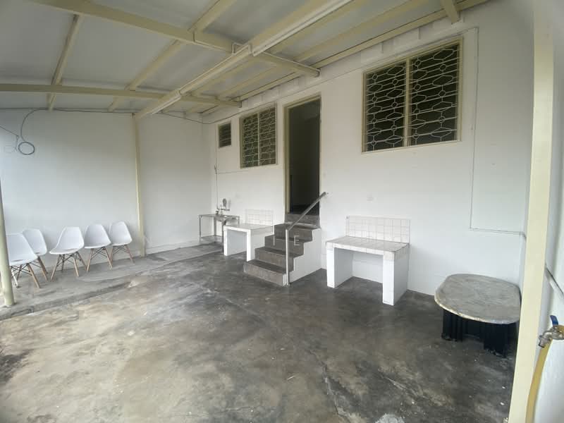 2-storey Terraced House for Sale in Taman United (Jalan Klang Lama (Old Klang Road)) - Natalie Soo - Exterior - PropertyGuru.com.my