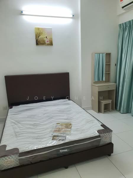 Kondominium untuk Disewa di Elit Heights @ Bayan City - Joey Cheah - Bedroom - PropertyGuru.com.my