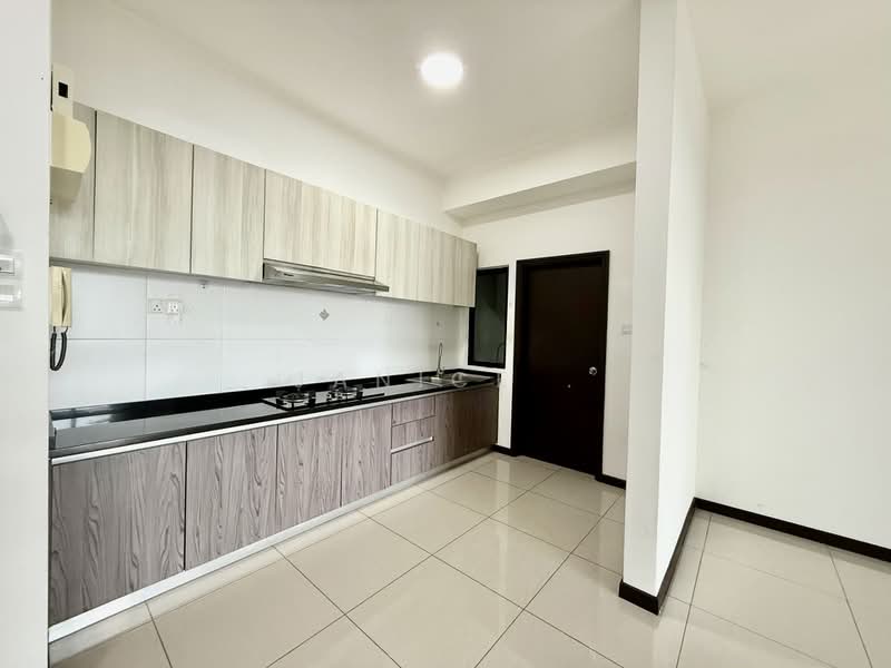 Servis Apartment untuk Dijual di Molek Regency - Janice . - PropertyGuru.com.my