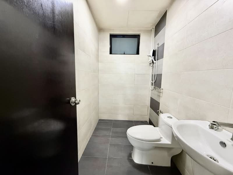 Servis Apartment untuk Dijual di Molek Regency - Janice . - PropertyGuru.com.my