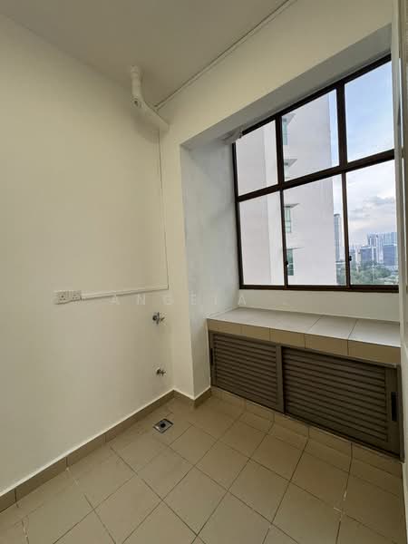 Condominium for Sale at KM1 East - Angela . - PropertyGuru.com.my