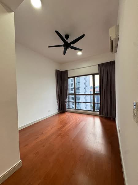 Condominium for Sale at KM1 East - Angela . - PropertyGuru.com.my