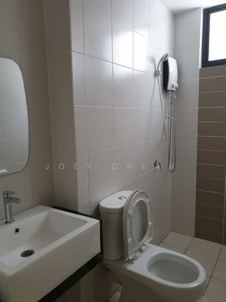 Kondominium untuk Disewa di ForestVille - Joey Cheah - Bathroom - PropertyGuru.com.my