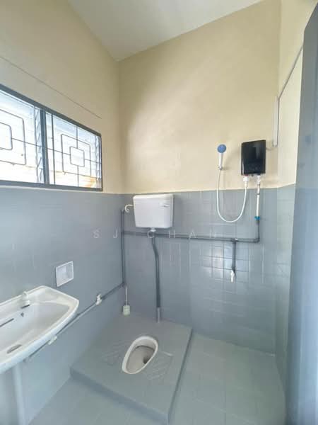 2-storey Terraced House for Rent in Taman Sri Tebrau (Johor Bahru) - SJ CHAN - Bathroom - PropertyGuru.com.my