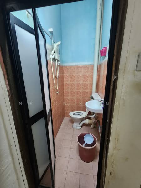 2-storey Terraced House for Sale in Taman Puchong Perdana (Puchong) - Ng Hon Keong - Bathroom - PropertyGuru.com.my