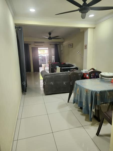 2-storey Terraced House for Sale in Taman Puchong Perdana (Puchong) - Ng Hon Keong - Living Room - PropertyGuru.com.my