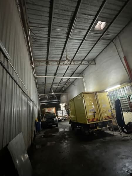 Kilang untuk Dijual di Taman Desa Cemerlang (Ulu Tiram) - Beyny Gan - Car Park - PropertyGuru.com.my