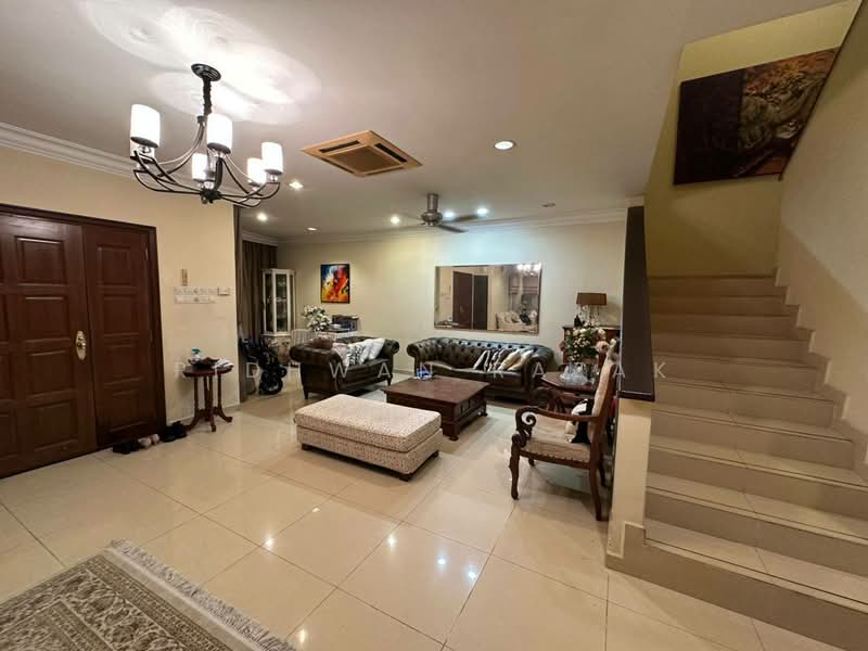Semi-Detached House for Sale in Seksyen 13 (Shah Alam) - Ridhwan Razak - Living Room - PropertyGuru.com.my