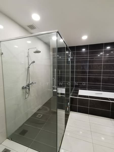 Semi-Detached House for Rent in 16 Sierra (Puchong) - Joey Wong - Bathroom - PropertyGuru.com.my