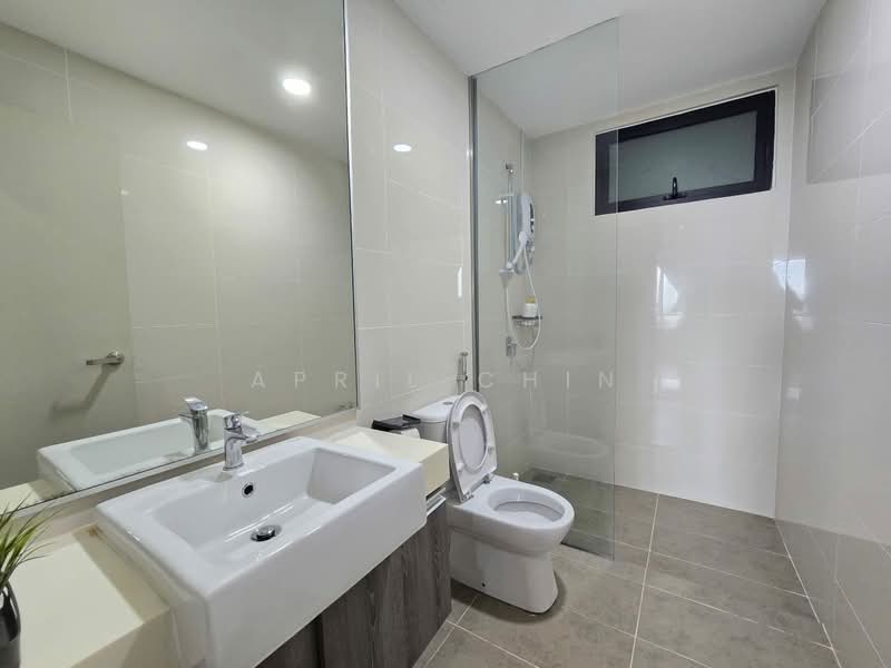 Service Residence for Rent at Southkey Mosaic - April Chin - Bathroom - PropertyGuru.com.my