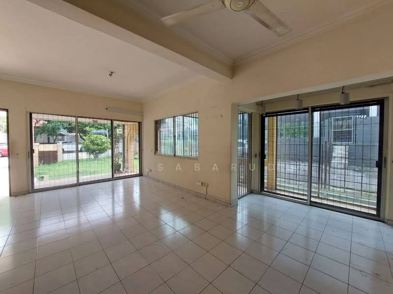 2-storey Terraced House for Sale in Taman Setiawangsa (Setiawangsa) - Abid Sabarudin - Living Room - PropertyGuru.com.my