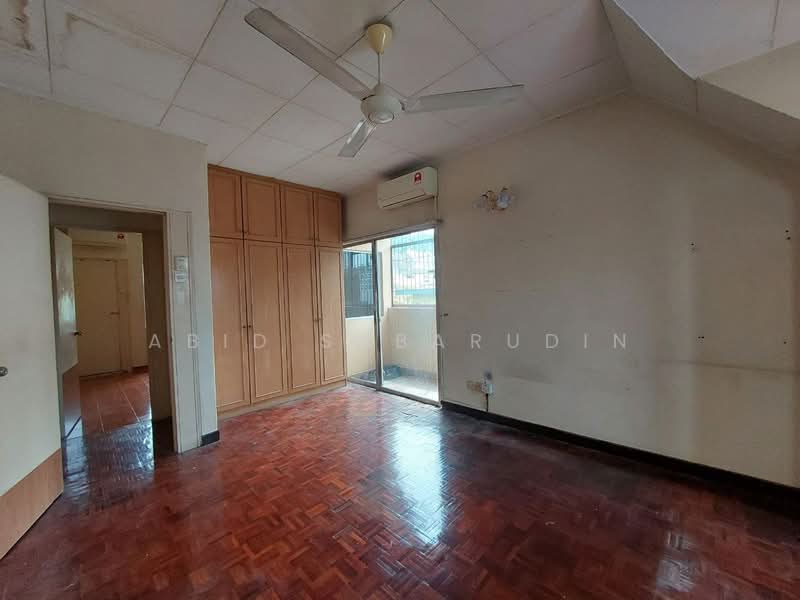 2-storey Terraced House for Sale in Taman Setiawangsa (Setiawangsa) - Abid Sabarudin - Bedroom - PropertyGuru.com.my