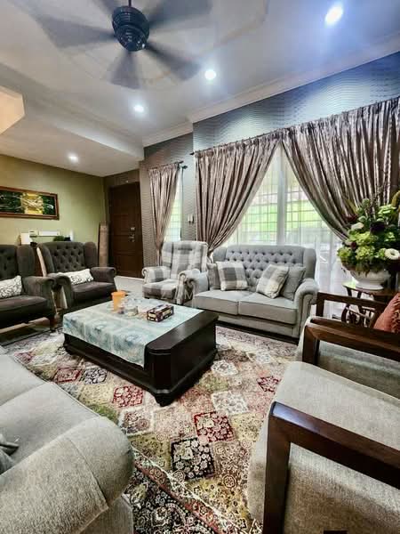 Terraced House for Sale in Bukit Jelutong (Shah Alam) - Azmi . - Living Room - PropertyGuru.com.my