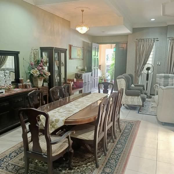 Terraced House for Sale in Bukit Jelutong (Shah Alam) - Azmi . - Dining Room - PropertyGuru.com.my