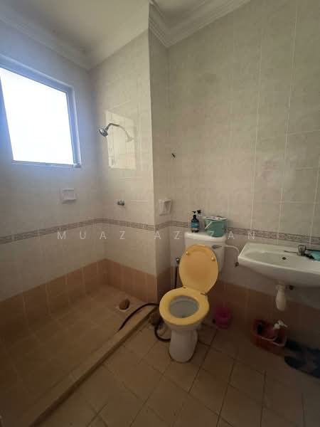 Semi-Detached House for Sale in Bandar Laguna Merbok (Sungai Petani) - Muaz Azizan - Bathroom - PropertyGuru.com.my