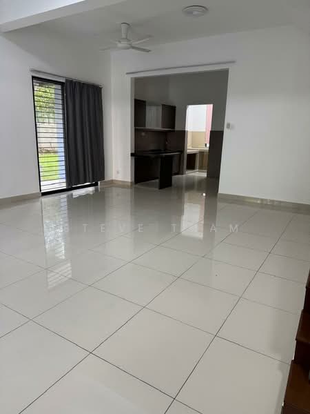 Terraced House for Rent in 16 Sierra (Puchong) - Steve Tham - Living Room - PropertyGuru.com.my