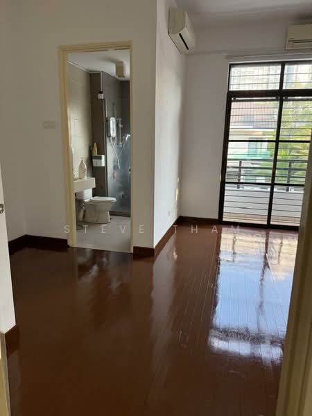 Terraced House for Rent in 16 Sierra (Puchong) - Steve Tham - Bathroom - PropertyGuru.com.my