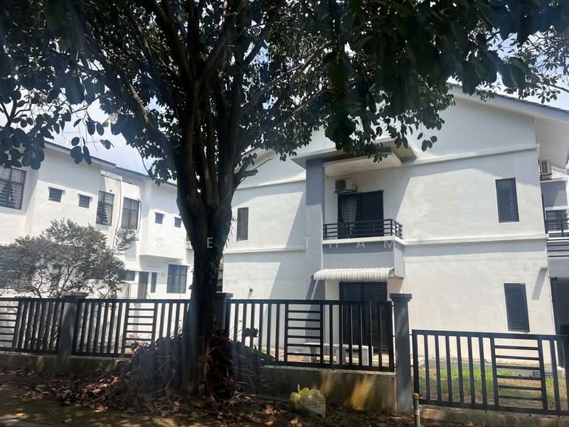 Terraced House for Rent in 16 Sierra (Puchong) - Steve Tham - Exterior - PropertyGuru.com.my