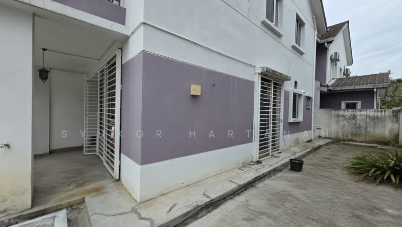 Rumah Berkembar untuk Dijual di Alam Suria (Puncak Alam) - Syukor Hartanah - Exterior - PropertyGuru.com.my